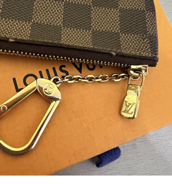 Louis Vuitton Key Pouch M62650
